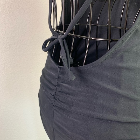 Swimsuit crisscrossed tie straps. Medium(8-10). - Picture 4 of 7